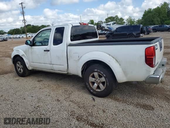 2011 Nissan Frontier SV z VIN 1N6AD0CU5BC423548, wystawiony jako Copart lot #56206055 z przebiegiem 153 490 mil mil oraz Czysty tytuł • Clean title. Historia ofert i sprzedaży dostępna na DreamBid. Obrazek 2.