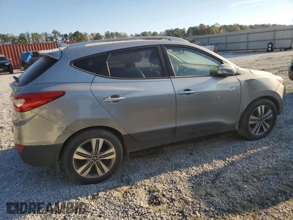 ✅ 2014 Hyundai Tucson SE • VIN: KM8JU3AG8EU871701 • Lot: 91162395. Wystawiony na Copart z przebiegiem 194 848 mil. Bezpłatny archiwum sprzedaży aukcyjnych z USA i szczegółowy raport historii pojazdu na DreamBid. Zdjęcie 3.