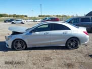 ✅ 2019 Mercedes-Benz CLA 250 • VIN: WDDSJ4EB4KN739956 • Lot: 43578031. Wystawiony na IAAI z przebiegiem 85 111 mil. Bezpłatny archiwum sprzedaży aukcyjnych z USA i szczegółowy raport historii pojazdu na DreamBid. Zdjęcie 13.