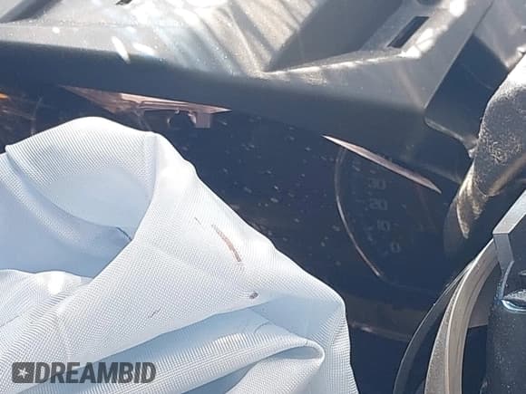 ✅ 2020 GMC Yukon XL Denali • VIN: 1GKS2HKJXLR196489 • Lot: 42369429. Wystawiony na IAAI z przebiegiem Nie podano. Bezpłatny archiwum sprzedaży aukcyjnych z USA i szczegółowy raport historii pojazdu na DreamBid. Zdjęcie 7.