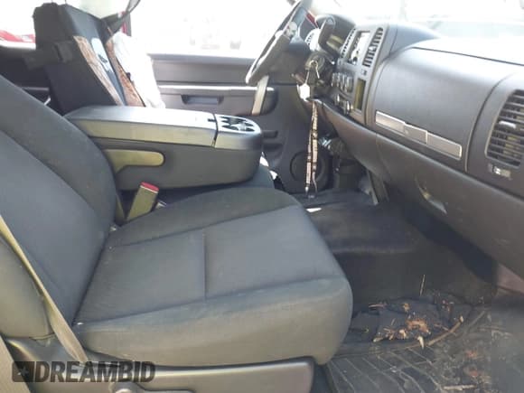 ✅ 2013 Chevrolet Silverado 1500 LT • VIN: 1GCRKSEA3DZ242782 • Lot: 41864436. Listed on IAAI with 85,553 mi. Free auction sales archive from the USA and detailed vehicle history report at DreamBid. Image 5.