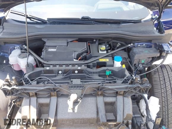 ✅ 2023 Audi Q4 e-tron Sportback Prestige • VIN: WA142BFZ5PP005042 • Lot: 42761191. Listed on IAAI with 33,737 mi. Free auction sales archive from the USA and detailed vehicle history report at DreamBid. Image 10.