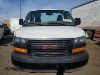 ✅ 2023 GMC Savana Commercial • VIN: 7GZ37TC76PN005271 • Lot: 41805175. Wystawiony na Copart z przebiegiem 6 661 mil. Bezpłatny archiwum sprzedaży aukcyjnych z USA i szczegółowy raport historii pojazdu na DreamBid. Zdjęcie 5.