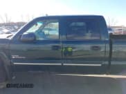 ✅ 2003 Chevrolet Silverado 2500HD LS • VIN: 1GCHK23193F166158 • Lot: 41483404. Wystawiony na IAAI z przebiegiem 238 704 mil. Bezpłatny archiwum sprzedaży aukcyjnych z USA i szczegółowy raport historii pojazdu na DreamBid. Zdjęcie 14.