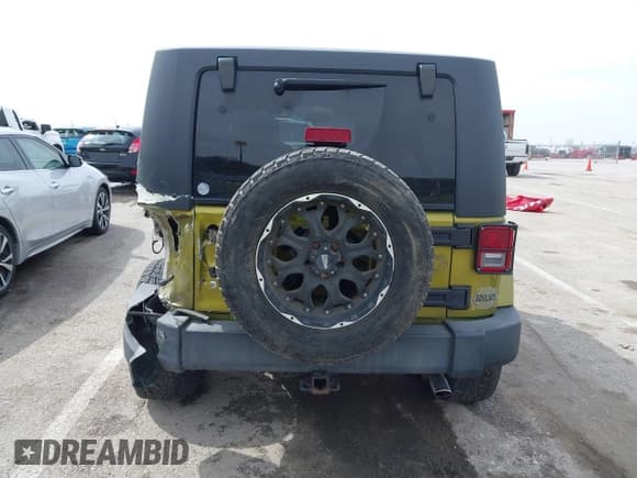 ✅ 2007 Jeep Wrangler Unlimited Sahara • VIN: 1J8GA59167L161894 • Lot: 41856064. Listed on IAAI with 122,714 mi. Free auction sales archive from the USA and detailed vehicle history report at DreamBid. Image 17.