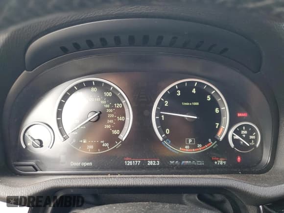 ✅ 2016 BMW X4 M40i • VIN: 5UXXW7C55G0M91168 • Lot: 63206195. Listed on Copart with 126,177 mi. Free auction sales archive from the USA and detailed vehicle history report at DreamBid. Image 9.