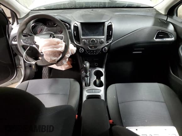 ✅ 2017 Chevrolet Cruze LT • VIN: 1G1BE5SMXH7185211 • Лот: 68636512. Опубликован ранее на Copart с пробегом 70 851 миль. Бесплатный доступ к архиву аукционных продаж из США и подробный отчёт об истории автомобиля на DreamBid. Изображение 8.