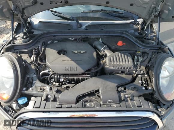 ✅ 2016 MINI Hardtop 4 Door • VIN: WMWXU1C55G2D12359 • Lot: 66711844. Listed on Copart with 38,391 mi. Free auction sales archive from the USA and detailed vehicle history report at DreamBid. Image 11.