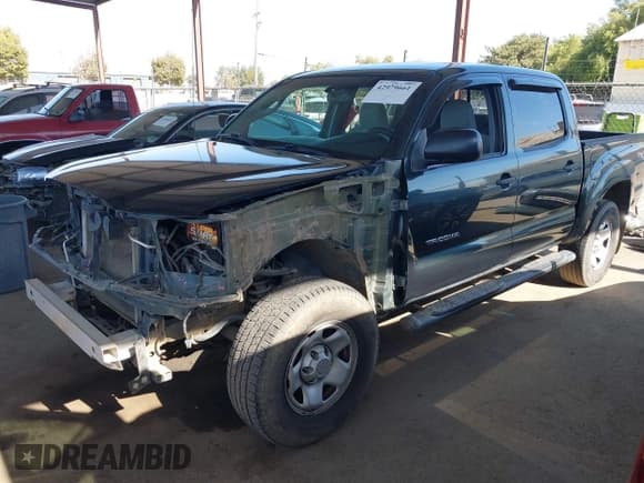 ✅ 2011 Toyota Tacoma PreRunner • VIN: 3TMJU4GN2BM119542 • Лот: 42979661. Опубликован ранее на IAAI с пробегом 194 041 миль. Бесплатный доступ к архиву аукционных продаж из США и подробный отчёт об истории автомобиля на DreamBid. Изображение 2.