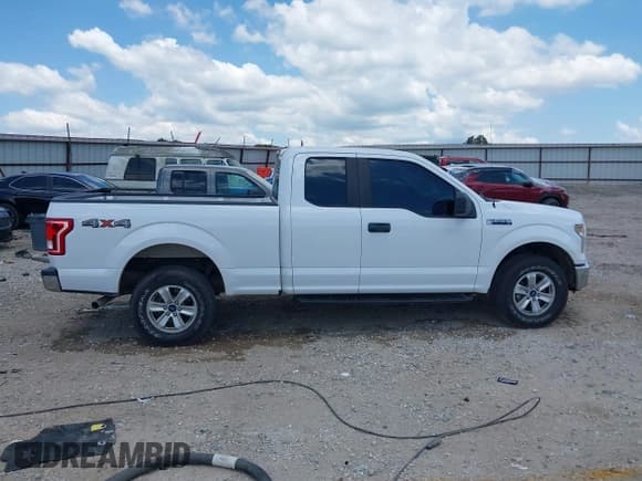 ✅ 2017 Ford F-150 XL • VIN: 1FTFX1EF6HKE49997 • Lot: 42606917. Listed on IAAI with 167,943 mi. Free auction sales archive from the USA and detailed vehicle history report at DreamBid. Image 13.