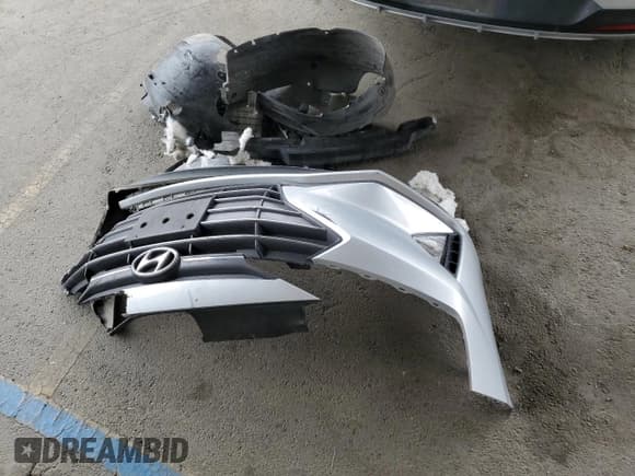 ✅ 2019 Hyundai Elantra SE • VIN: KMHD74LF0KU757010 • Lot: 81782175. Wystawiony na Copart z przebiegiem 77 147 mil. Bezpłatny archiwum sprzedaży aukcyjnych z USA i szczegółowy raport historii pojazdu na DreamBid. Zdjęcie 12.