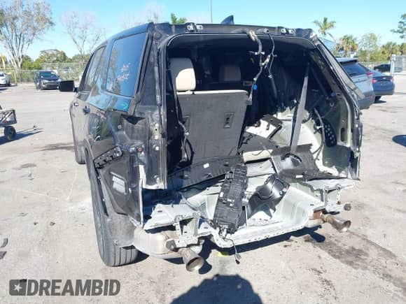 2022 Chevrolet Traverse LS with VIN 1GNERLKWXNJ191773, listed as a IAAI auction lot 41253110 with 64,622 mi miles and . Bid and sale history available at DreamBid. Image 6.