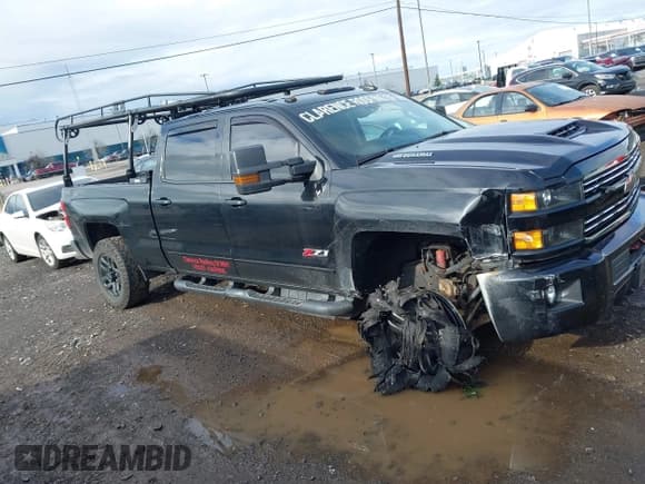 ✅ 2019 Chevrolet Silverado 2500HD LTZ • VIN: 1GC1KTEY8KF145849 • Lot: 43471791. Listed on IAAI with 100,053 mi. Free auction sales archive from the USA and detailed vehicle history report at DreamBid. Image 13.