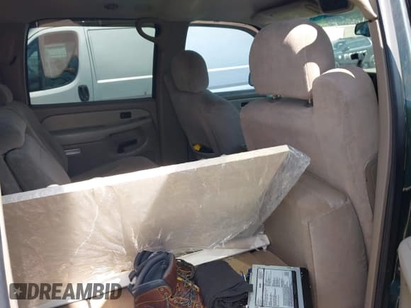 ✅ 2001 Chevrolet Suburban LS • VIN: 3GNEC16T31G259834 • Лот: 42445147. Опубликован ранее на IAAI с пробегом 349 017 миль. Бесплатный доступ к архиву аукционных продаж из США и подробный отчёт об истории автомобиля на DreamBid. Изображение 8.