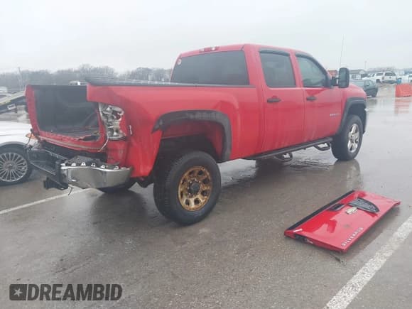 ✅ 2011 Chevrolet Silverado 2500HD LT • VIN: 1GC1KXCGXBF130075 • Лот: 41467109. Опубликован ранее на IAAI с пробегом 167 233 миль. Бесплатный доступ к архиву аукционных продаж из США и подробный отчёт об истории автомобиля на DreamBid. Изображение 4.