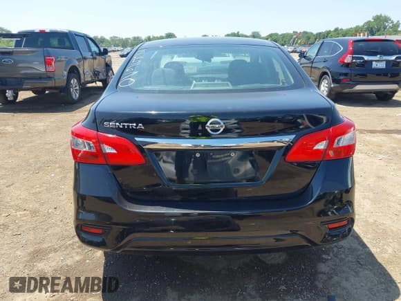 ✅ 2017 Nissan Sentra SL • VIN: 3N1AB7AP5HY365670 • Lot: 42807688. Wystawiony na IAAI z przebiegiem 167 557 mil. Bezpłatny archiwum sprzedaży aukcyjnych z USA i szczegółowy raport historii pojazdu na DreamBid. Zdjęcie 17.