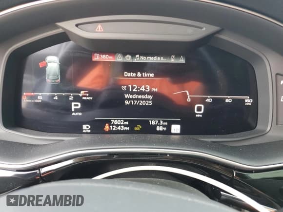 ✅ 2024 Audi Q7 Premium Plus • VIN: WA1LCBF78RD009422 • Lot: 80901965. Listed on Copart with 7,602 mi. Free auction sales archive from the USA and detailed vehicle history report at DreamBid. Image 9.