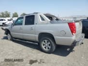 ✅ 2005 Chevrolet Avalanche LS • VIN: 3GNEC12Z95G273950 • Lot: 58542605. Listed on Copart with 120,975 mi. Free auction sales archive from the USA and detailed vehicle history report at DreamBid. Image 2.