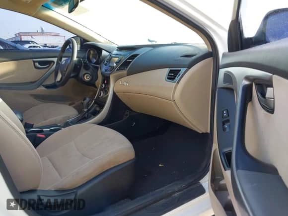 2016 Hyundai Elantra SE z VIN 5NPDH4AE0GH698795, wystawiony jako IAAI lot #43267822 z przebiegiem 156 436 mil mil oraz . Historia ofert i sprzedaży dostępna na DreamBid. Obrazek 5.