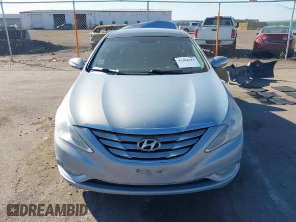 2012 Hyundai Sonata SE with VIN 5NPEC4AB8CH452970, listed as a IAAI auction lot 43304614 with 192,764 mi miles and . Bid and sale history available at DreamBid. Image 13.