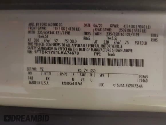 ✅ 2020 Ford Transit Cargo • VIN: 1FTBR1Y81LKA74678 • Lot: 41173381. Wystawiony na IAAI z przebiegiem 39 137 mil. Bezpłatny archiwum sprzedaży aukcyjnych z USA i szczegółowy raport historii pojazdu na DreamBid. Zdjęcie 9.