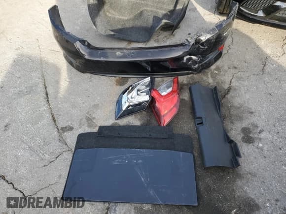 ✅ 2016 Honda Civic Touring • VIN: 19XFC1F99GE003364 • Lot: 90372945. Listed on Copart with 132,229 mi. Free auction sales archive from the USA and detailed vehicle history report at DreamBid. Image 12.