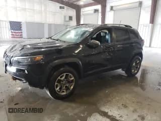 ✅ 2019 Jeep Cherokee Trailhawk • VIN: 1C4PJMBX5KD361586 • Lot: 82264455. Listed on Copart with 67,885 mi. Free auction sales archive from the USA and detailed vehicle history report at DreamBid. Image 1.