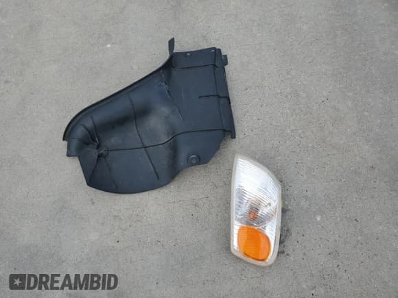 ✅ 1999 Toyota Corolla LE • VIN: 1NXBR12E6XZ148570 • Лот: 81554415. Опубликован ранее на Copart с пробегом 264 960 миль. Бесплатный доступ к архиву аукционных продаж из США и подробный отчёт об истории автомобиля на DreamBid. Изображение 12.