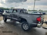 ✅ 2019 Toyota Tacoma SR • VIN: 5TFAX5GN5KX148542 • Лот: 64210875. Опубликован ранее на Copart с пробегом 59 593 миль. Бесплатный доступ к архиву аукционных продаж из США и подробный отчёт об истории автомобиля на DreamBid. Изображение 2.