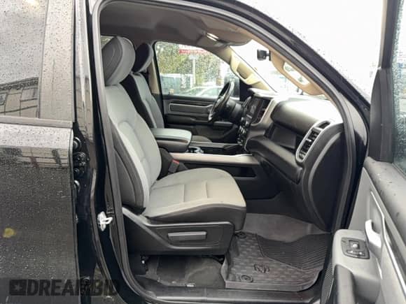 2020 Ram 1500 Lone Star z VIN 1C6SRFFT8LN201310, wystawiony jako Copart lot #90408605 z przebiegiem 83 796 mil mil oraz Szkoda całkowita • Salvage title. Historia ofert i sprzedaży dostępna na DreamBid. Obrazek 5.