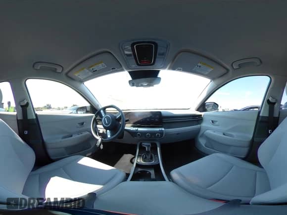 2024 Hyundai Kona SE z VIN KM8HA3AB7RU106593, wystawiony jako IAAI lot #43065618 z przebiegiem 16 699 mil mil oraz . Historia ofert i sprzedaży dostępna na DreamBid. Obrazek 18.