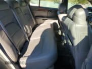 ✅ 2004 Cadillac DeVille • VIN: 1G6KD54Y44U200245 • Lot: 86682305. Wystawiony na Copart z przebiegiem 121 348 mil. Bezpłatny archiwum sprzedaży aukcyjnych z USA i szczegółowy raport historii pojazdu na DreamBid. Zdjęcie 10.