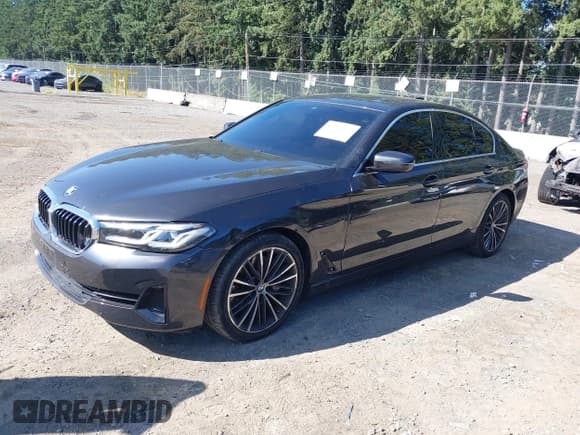 ✅ 2021 BMW 5 Series 530i • VIN: WBA53BH01MCF26218 • Lot: 42927073. Listed on IAAI with 38,048 mi. Free auction sales archive from the USA and detailed vehicle history report at DreamBid. Image 2.