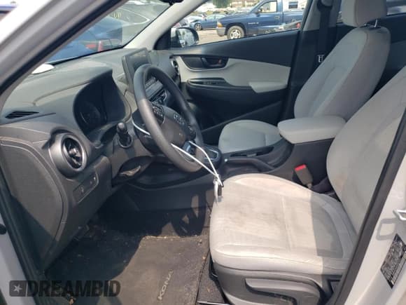 ✅ 2022 Hyundai Kona SEL • VIN: KM8K6CAB9NU829931 • Лот: 60655774. Опубликован ранее на Copart с пробегом 31 655 миль. Бесплатный доступ к архиву аукционных продаж из США и подробный отчёт об истории автомобиля на DreamBid. Изображение 7.