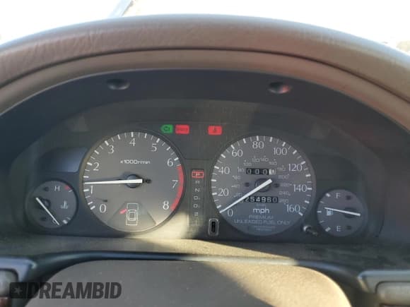 ✅ 1998 Acura TL • VIN: JH4UA3642WC003157 • Lot: 77045814. Wystawiony na Copart z przebiegiem 254 960 mil. Bezpłatny archiwum sprzedaży aukcyjnych z USA i szczegółowy raport historii pojazdu na DreamBid. Zdjęcie 9.