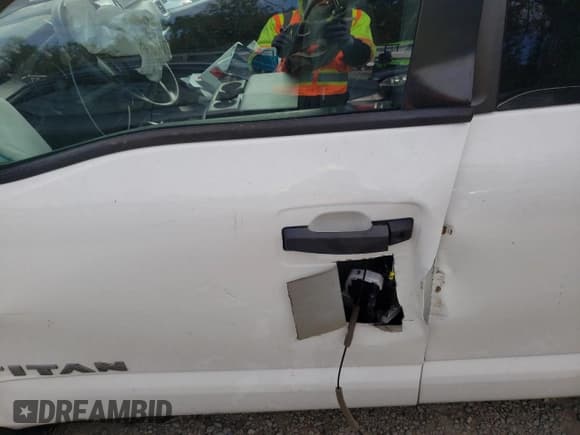 ✅ 2021 Nissan Titan S • VIN: 1N6AA1CE7MN503660 • Lot: 87416604. Wystawiony na Copart z przebiegiem Nie podano. Bezpłatny archiwum sprzedaży aukcyjnych z USA i szczegółowy raport historii pojazdu na DreamBid. Zdjęcie 7.