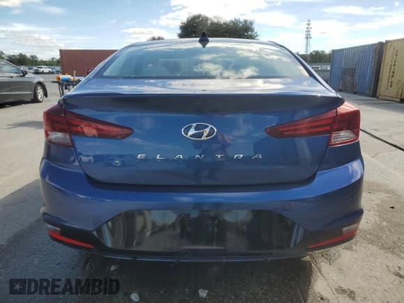 ✅ 2019 Hyundai Elantra SEL • VIN: 5NPD84LF5KH459290 • Lot: 89688085. Listed on Copart with 49,033 mi. Free auction sales archive from the USA and detailed vehicle history report at DreamBid. Image 6.