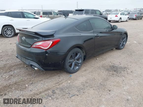 ✅ 2013 Hyundai Genesis Coupe 2.0T • VIN: KMHHT6KD8DU091672 • Lot: 42540590. Wystawiony na IAAI z przebiegiem 147 480 mil. Bezpłatny archiwum sprzedaży aukcyjnych z USA i szczegółowy raport historii pojazdu na DreamBid. Zdjęcie 4.