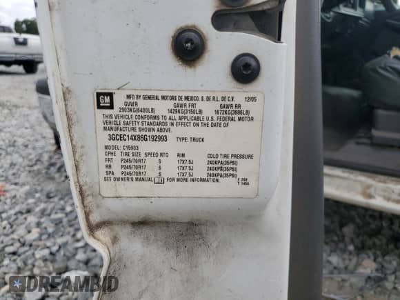 ✅ 2006 Chevrolet Silverado 1500 Work Truck • VIN: 3GCEC14X86G192993 • Lot: 70599224. Wystawiony na Copart z przebiegiem 207 515 mil mil. Skorzystaj z bezpłatnego archiwum sprzedaży aukcyjnych z USA i zobacz szczegółowy raport historii pojazdu na DreamBid. Zdjęcie 13.