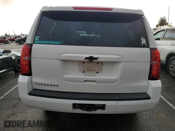 ✅ 2015 Chevrolet Suburban LS • VIN: 1GNSCHKC9FR667540 • Lot: 80908574. Wystawiony na Copart z przebiegiem 125 428 mil. Bezpłatny archiwum sprzedaży aukcyjnych z USA i szczegółowy raport historii pojazdu na DreamBid. Zdjęcie 6.