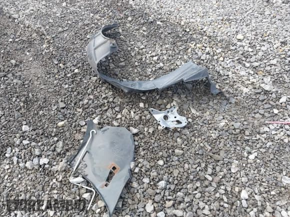 ✅ 2002 Toyota Prius • VIN: JT2BK18U520055393 • Лот: 42435978. Опубликован ранее на IAAI с пробегом 236 495 миль. Бесплатный доступ к архиву аукционных продаж из США и подробный отчёт об истории автомобиля на DreamBid. Изображение 12.