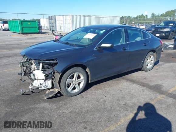 2021 Chevrolet Malibu LS z VIN 1G1ZC5ST8MF056461, wystawiony jako IAAI lot #43498955 z przebiegiem 176 322 mil mil oraz . Historia ofert i sprzedaży dostępna na DreamBid. Obrazek 2.