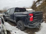 ✅ 2022 Chevrolet Silverado 1500 Custom Trail Boss • VIN: 3GCPYCEL2NG110871 • Lot: 44859705. Wystawiony na Copart z przebiegiem 82 790 mil. Bezpłatny archiwum sprzedaży aukcyjnych z USA i szczegółowy raport historii pojazdu na DreamBid. Zdjęcie 2.