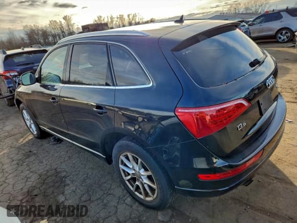 ✅ 2011 Audi Q5 Premium • VIN: WA1CFAFP2BA031747 • Lot: 95117355. Listed on Copart with 196,101 mi. Free auction sales archive from the USA and detailed vehicle history report at DreamBid. Image 2.