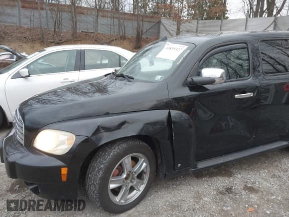 ✅ 2008 Chevrolet HHR LT • VIN: 3GNDA23D68S541803 • Lot: 41839327. Listed on IAAI with 142,664 mi. Free auction sales archive from the USA and detailed vehicle history report at DreamBid. Image 6.