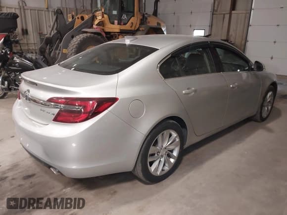 ✅ 2016 Buick Regal • VIN: 2G4GK5EX8G9104940 • Lot: 42974562. Listed on IAAI with 106,130 mi. Free auction sales archive from the USA and detailed vehicle history report at DreamBid. Image 4.