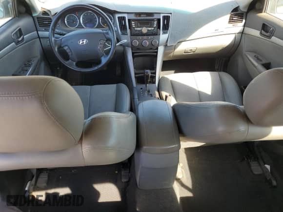 2009 Hyundai Sonata Limited с VIN 5NPEU46F59H452460, выставлен на аукционе Copart как лот 82534985 с пробегом 185 316 миль миль и Списание • Salvage title. История ставок и продаж доступна на DreamBid. Изображение 8.