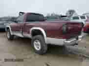 2000 Dodge Dakota Sport z VIN 1B7GG26N8YS795890, wystawiony jako Copart lot #78523764 z przebiegiem 214 933 mil mil oraz Szkoda całkowita • Salvage title. Historia ofert i sprzedaży dostępna na DreamBid. Obrazek 2.