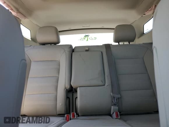 ✅ 2023 GMC Terrain Denali • VIN: 3GKALXEG6PL101779 • Lot: 81570165. Wystawiony na Copart z przebiegiem 41 901 mil. Bezpłatny archiwum sprzedaży aukcyjnych z USA i szczegółowy raport historii pojazdu na DreamBid. Zdjęcie 10.