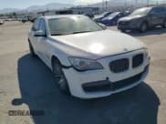 ✅ 2014 BMW 7 Series 740i • VIN: WBAYA6C50ED144560 • Lot: 64113155. Wystawiony na Copart z przebiegiem 122 004 mil. Bezpłatny archiwum sprzedaży aukcyjnych z USA i szczegółowy raport historii pojazdu na DreamBid. Zdjęcie 13.